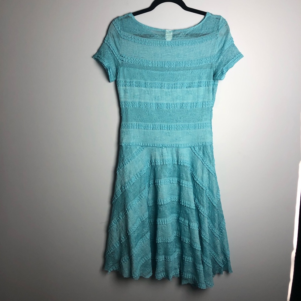 Sangria pretty, soft  knee length lace 👗! Used.